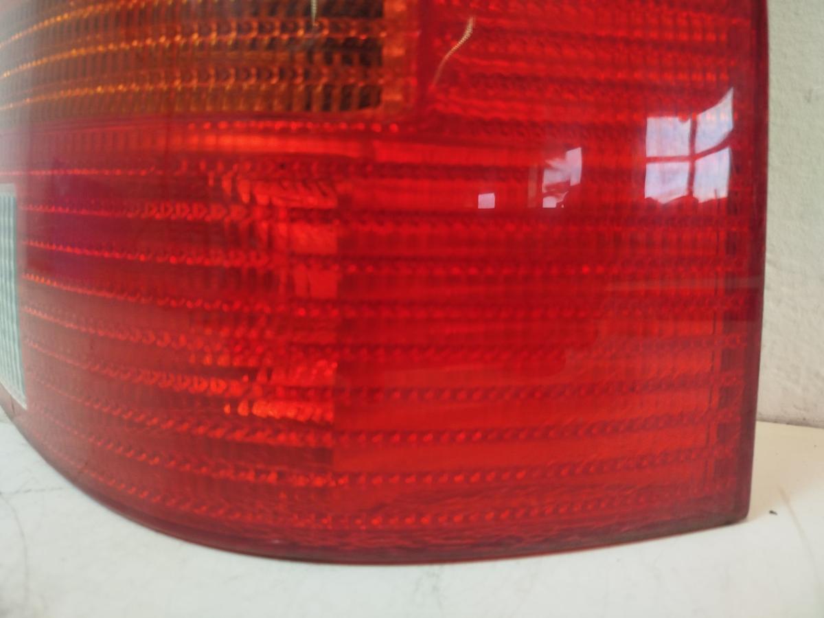 VW Golf IV 4 1J Kombi R&uuml;ckleuchte Schlussleuchte R&uuml;cklicht Lampe hinten rechts