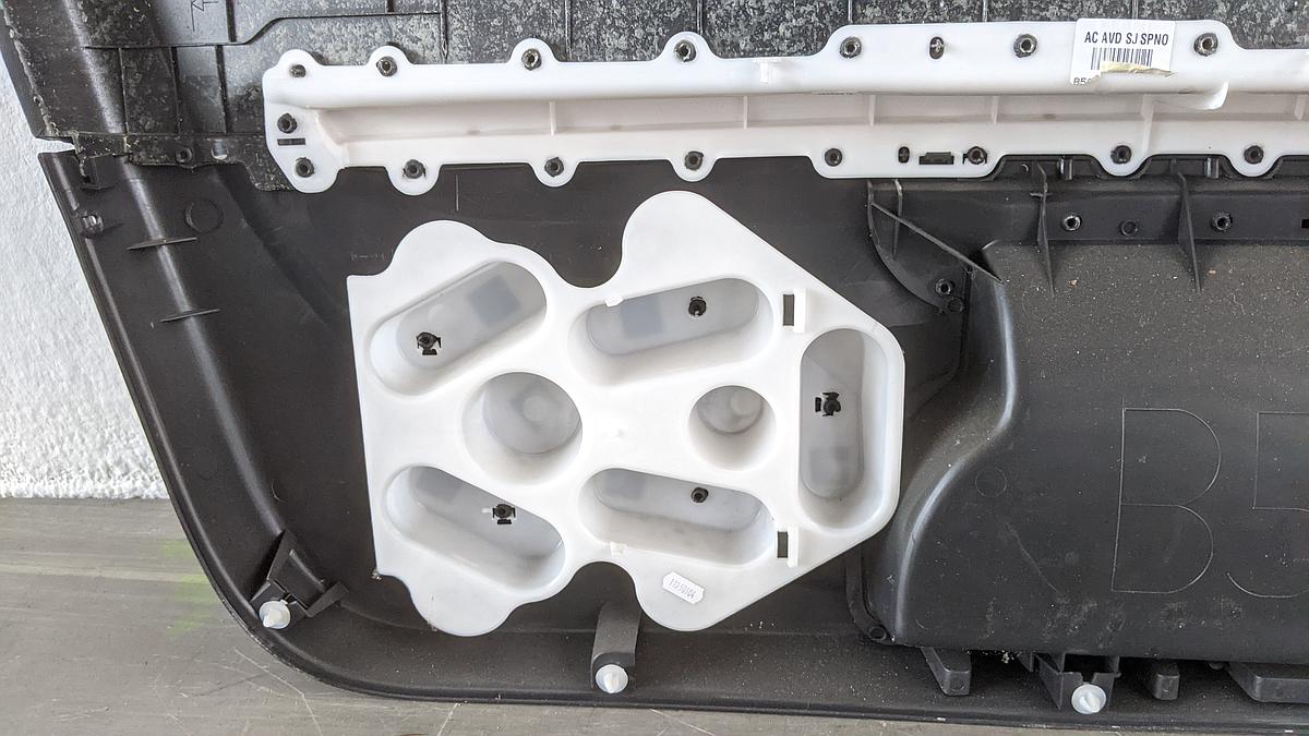 Citroen C4 Coupe T&uuml;rverkleidung T&uuml;rpappe vorn rechts Stoff 96523585XT