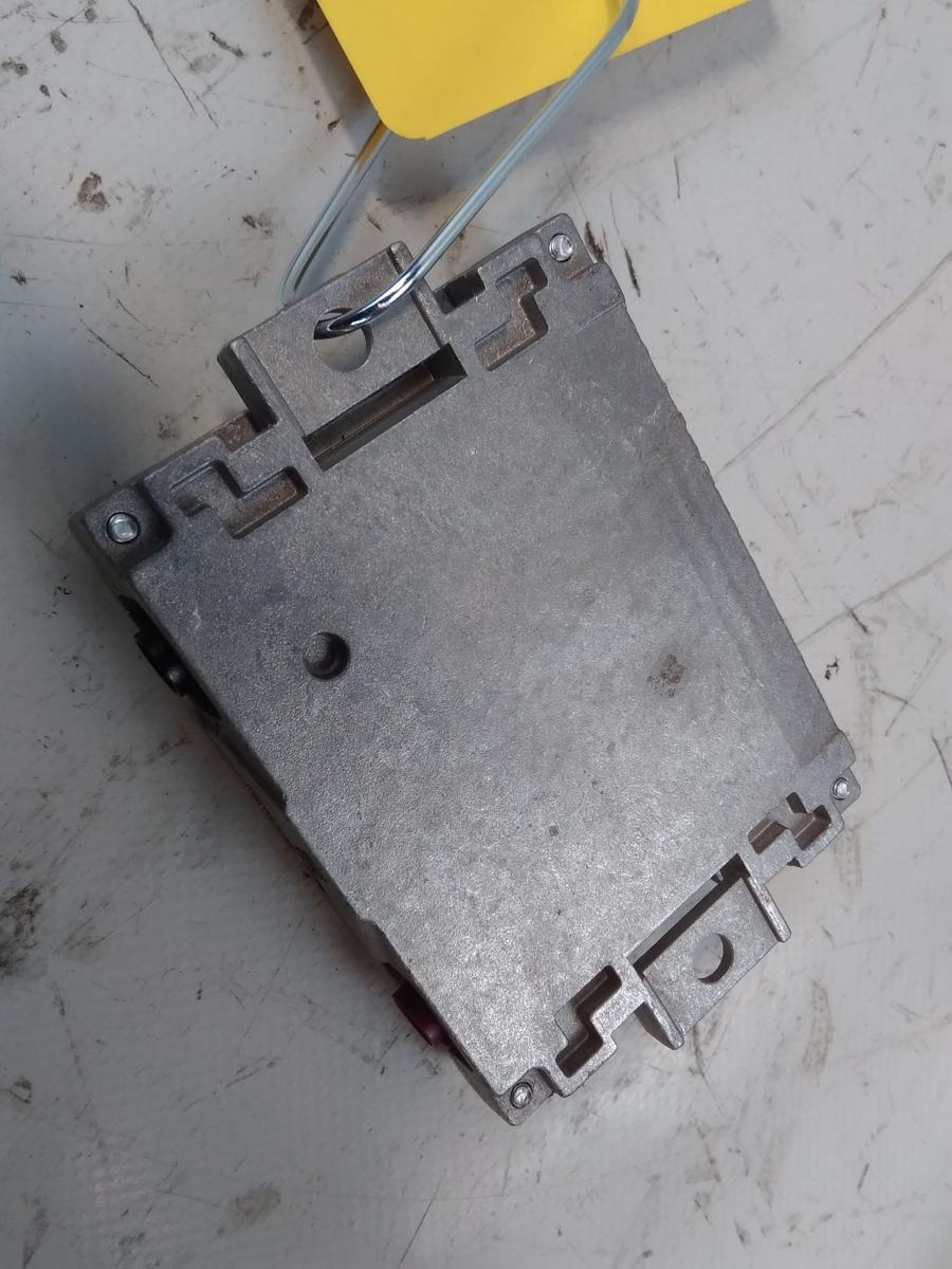 Seat Leon ST 5F original Antennenverstärker Antennenweiche 4M0035456B Bj.2019
