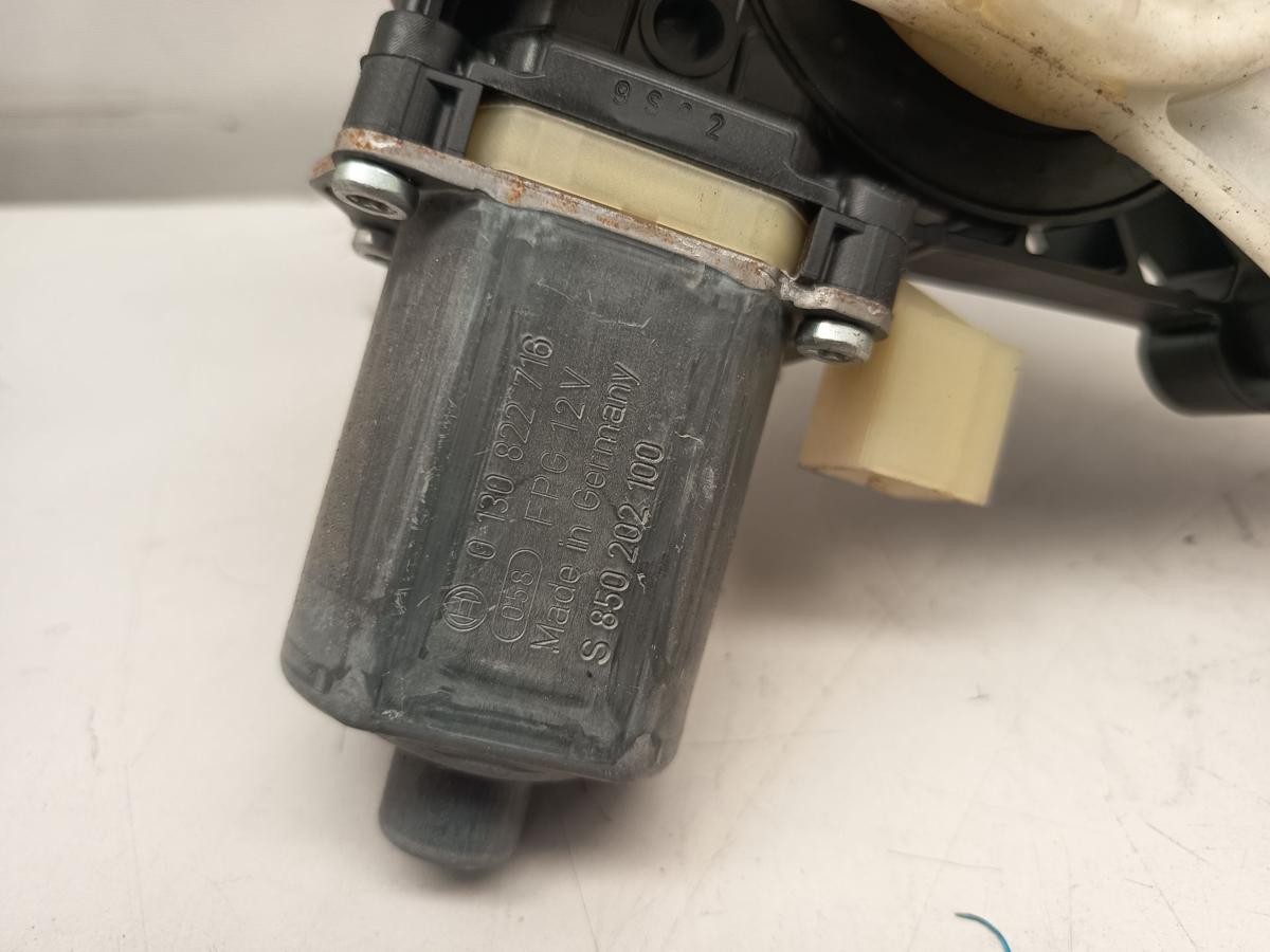 Seat Leon ST 5F Baujahr 2015 original Fensterheber mit Motor vorne rechts