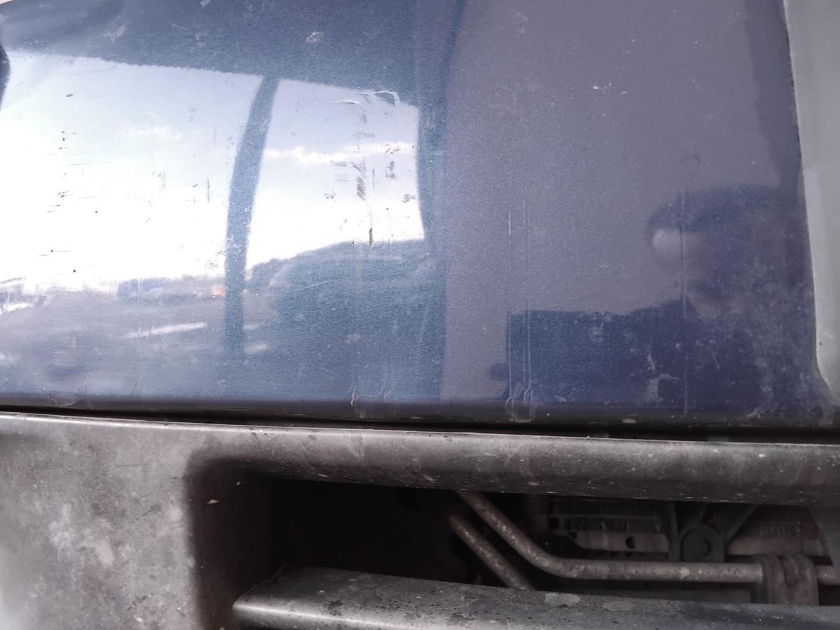 Kia Carens II original Stossf&auml;nger Sto&szlig;stange vorn 1C Imperial Blue BJ2002