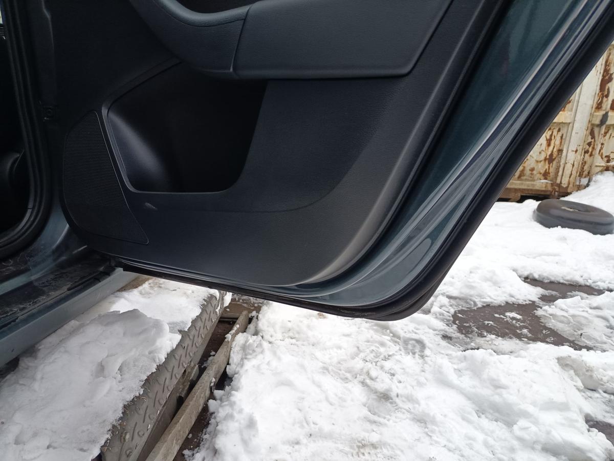 Skoda Rapid Spaceback orig T&uuml;r hinten rechts LF7Y grau Baujahr 2016