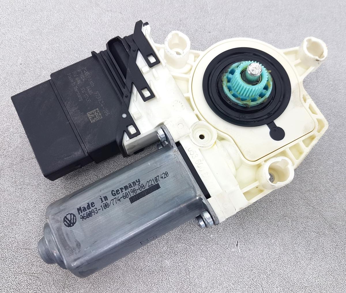 VW Passat 3C Fensterhebermotor hinten links 1K0959703P Bj07 Motor Fensterheber hinten links