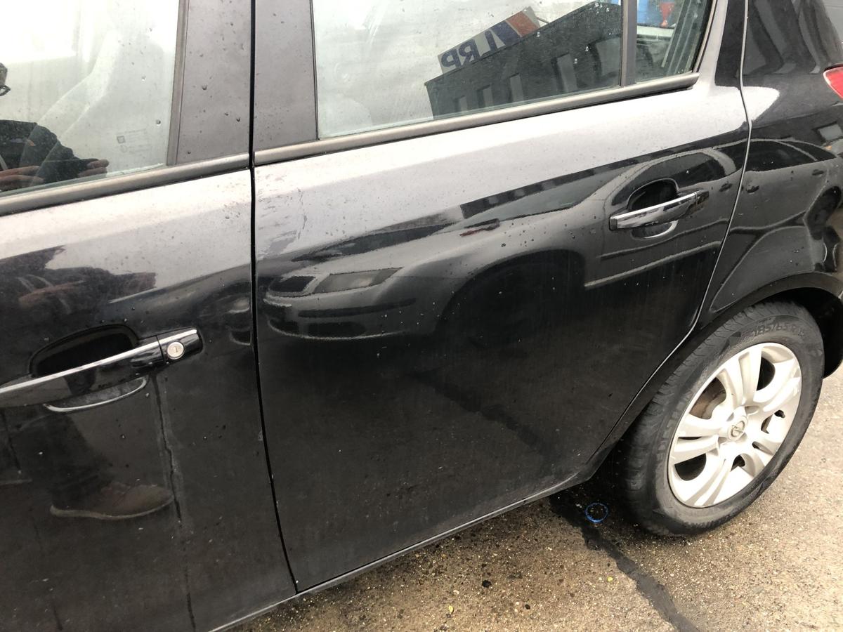 Opel Corsa D T&uuml;r hinten links Fondt&uuml;r im Rohbau 2HU Saphirschwarz Met