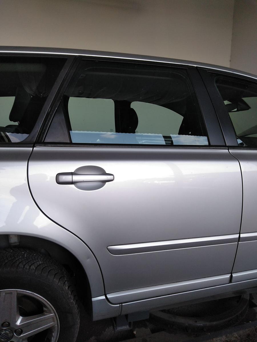 Volvo V50 Facelift Tür hinten rechts silbermetallic Bj.2008