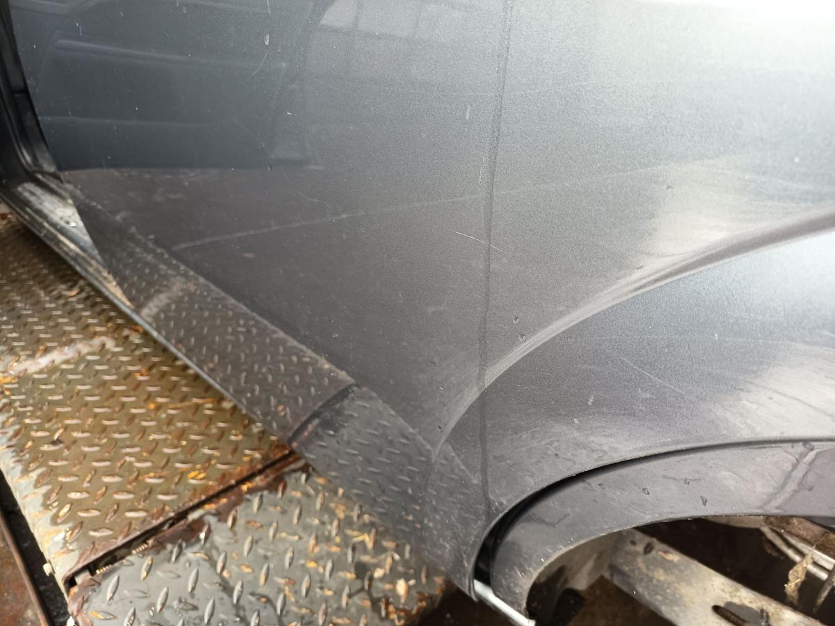 Ford Mondeo III Turnier original T&uuml;r hinten links Fond Graphitgrau Bj 2005