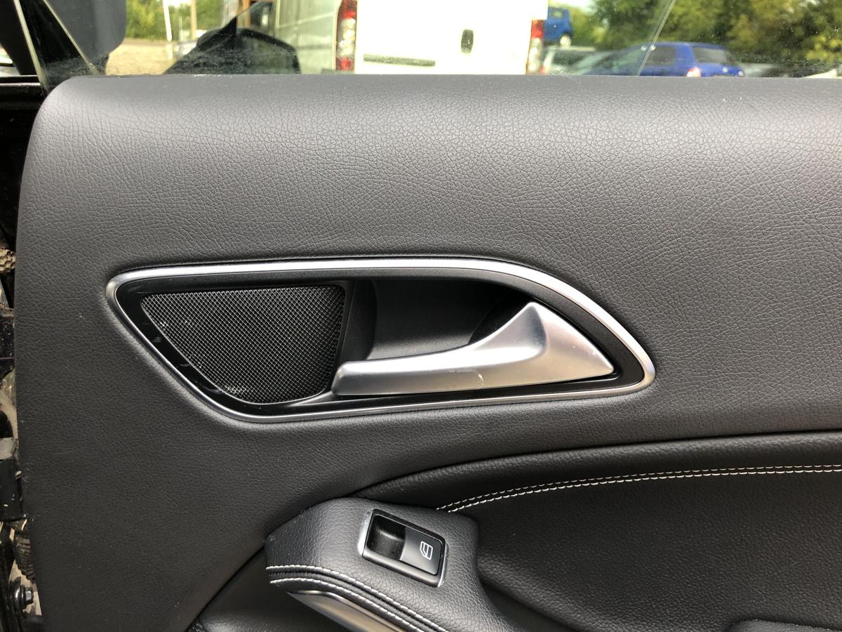 Mercedes CLA C117 bis 16 T&uuml;rverkleidung hinten rechts Fondt&uuml;r T&uuml;rpappe Coupe