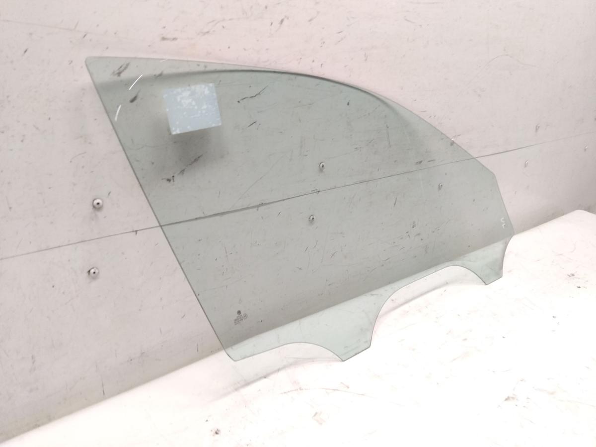 VW Passat 3BG T&uuml;rscheibe vorn links gr&uuml;ncolor Bj.2004