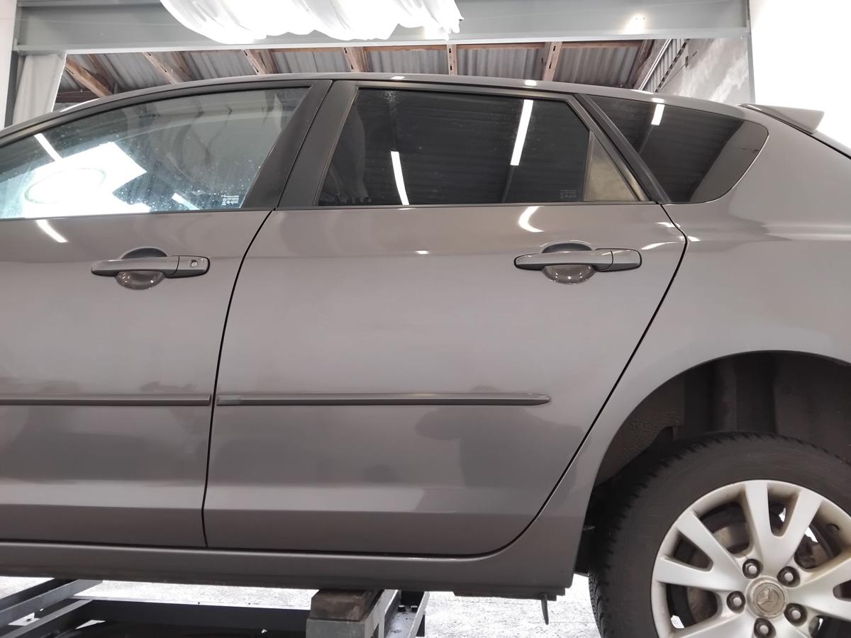 Mazda 3 BK T&uuml;r hinten links graumetallic 5-t&uuml;rig Flie&szlig;heck BJ2008