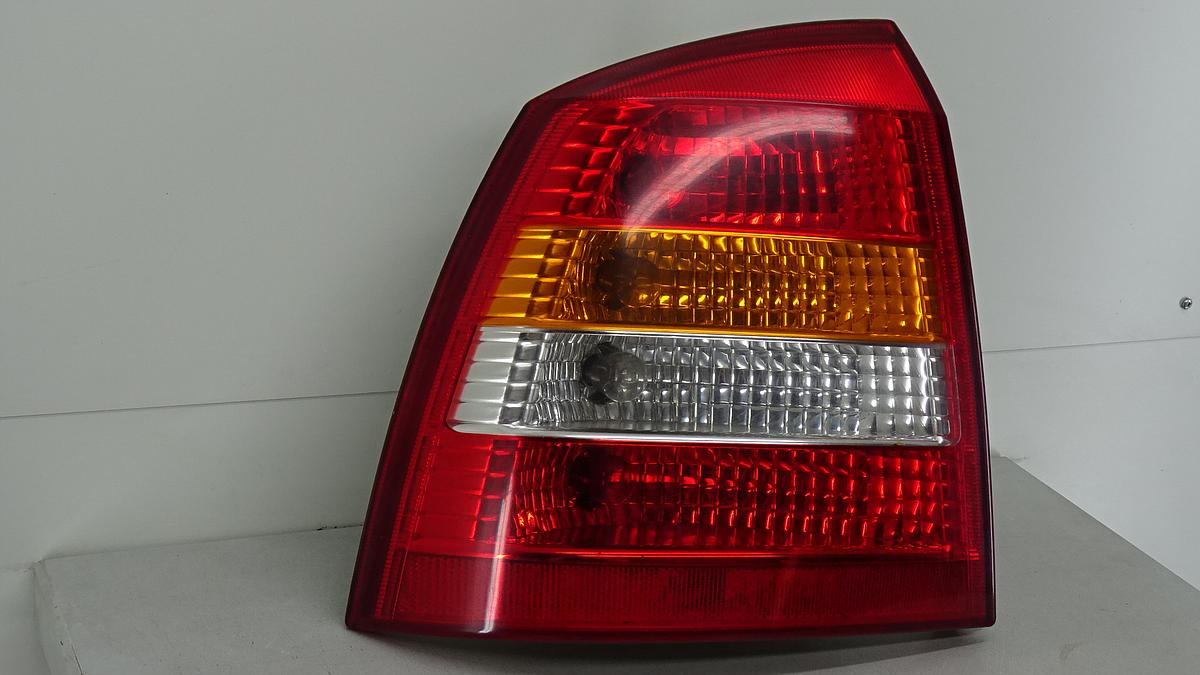 Opel Astra G BJ 1998 Rückleuchte Rücklicht links 3 und 5 Türig