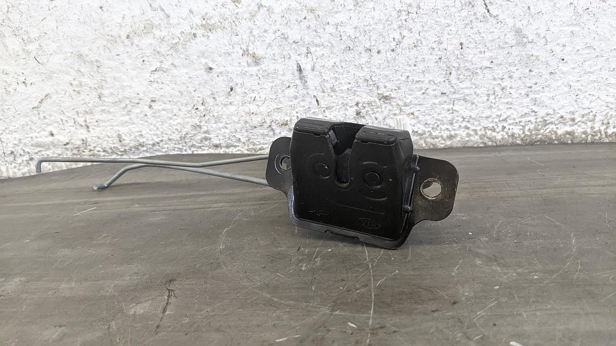 Kia Cerato FE Heckklappenschloss Schloss Heckklappe Schloss hinten