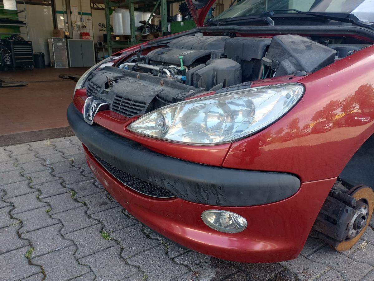 Peugeot 206 original Stoßstange Stossfänger vorn NSW EKQ Luziferrot Bj 2004