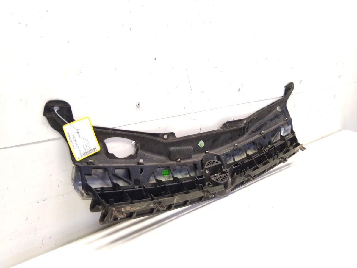 Opel Astra H original K&uuml;hlergrill mit Chromblende und Emblem Bj.2006