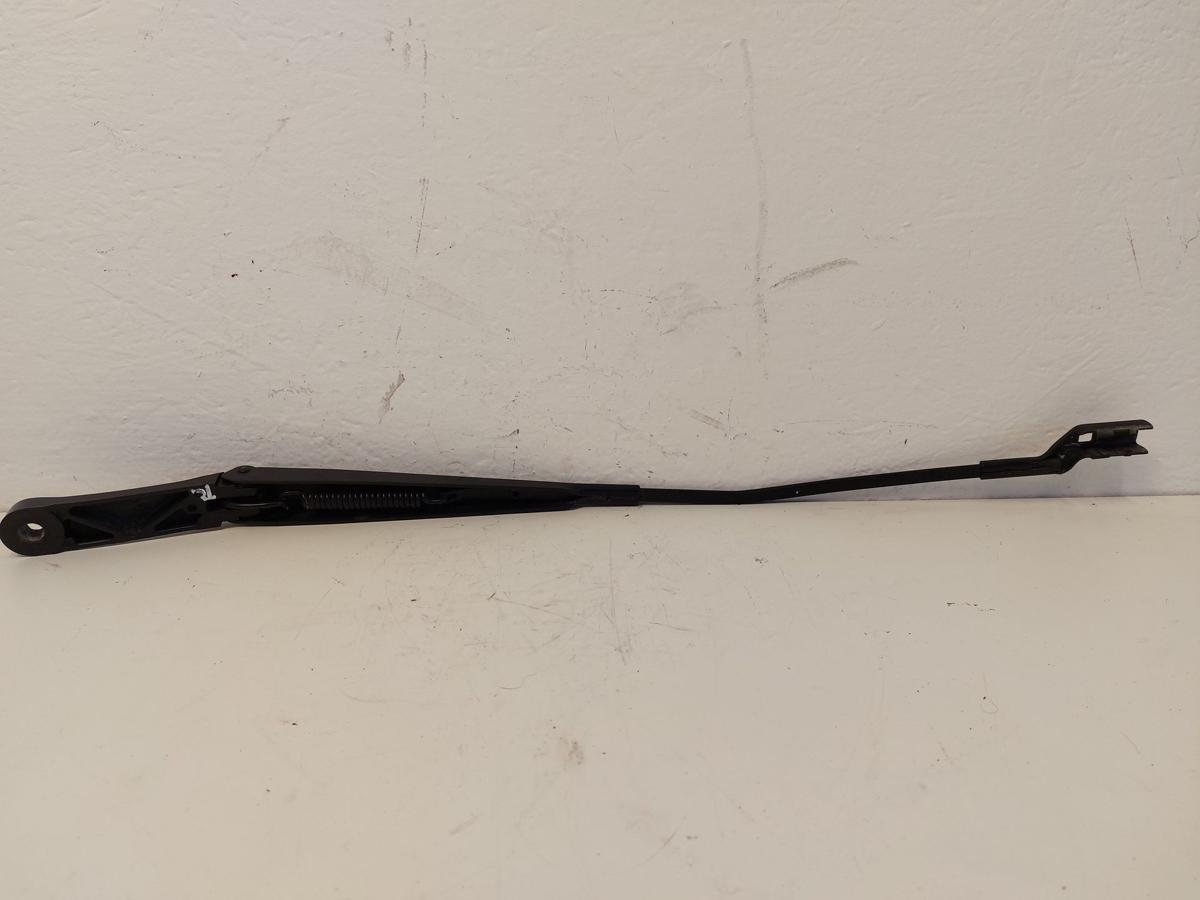 VW Passat 3G B8 Wischerarm vorn rechts Scheibenwischerarm Beifahrerseite OEM