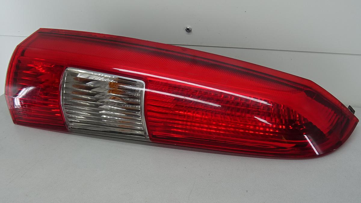 Volvo V70 II Bj2001 Rückleuchte Rücklicht oben links Modell bis 2004