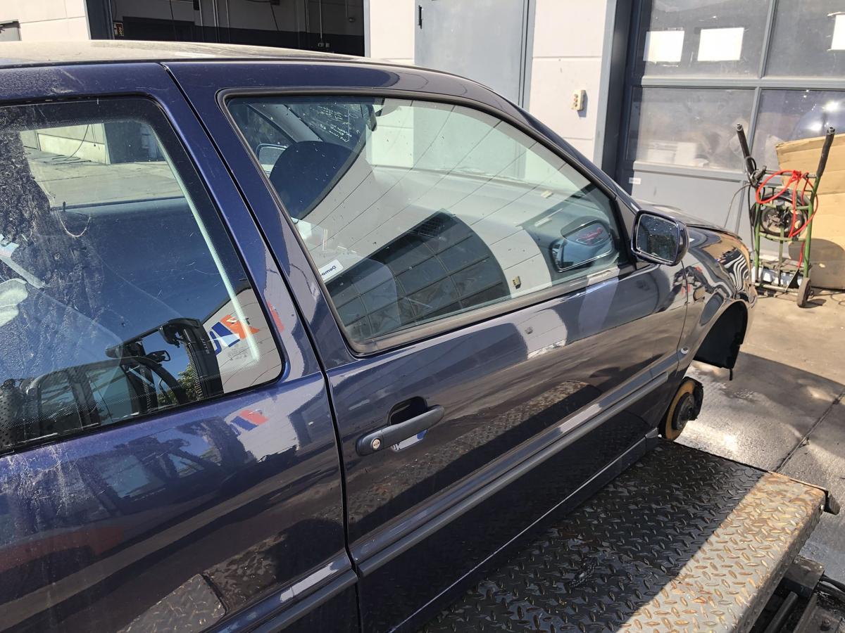 VW Polo 6N1 original Tür rechts Beifahrer 3türer N5Y Windsorblau Bj 97