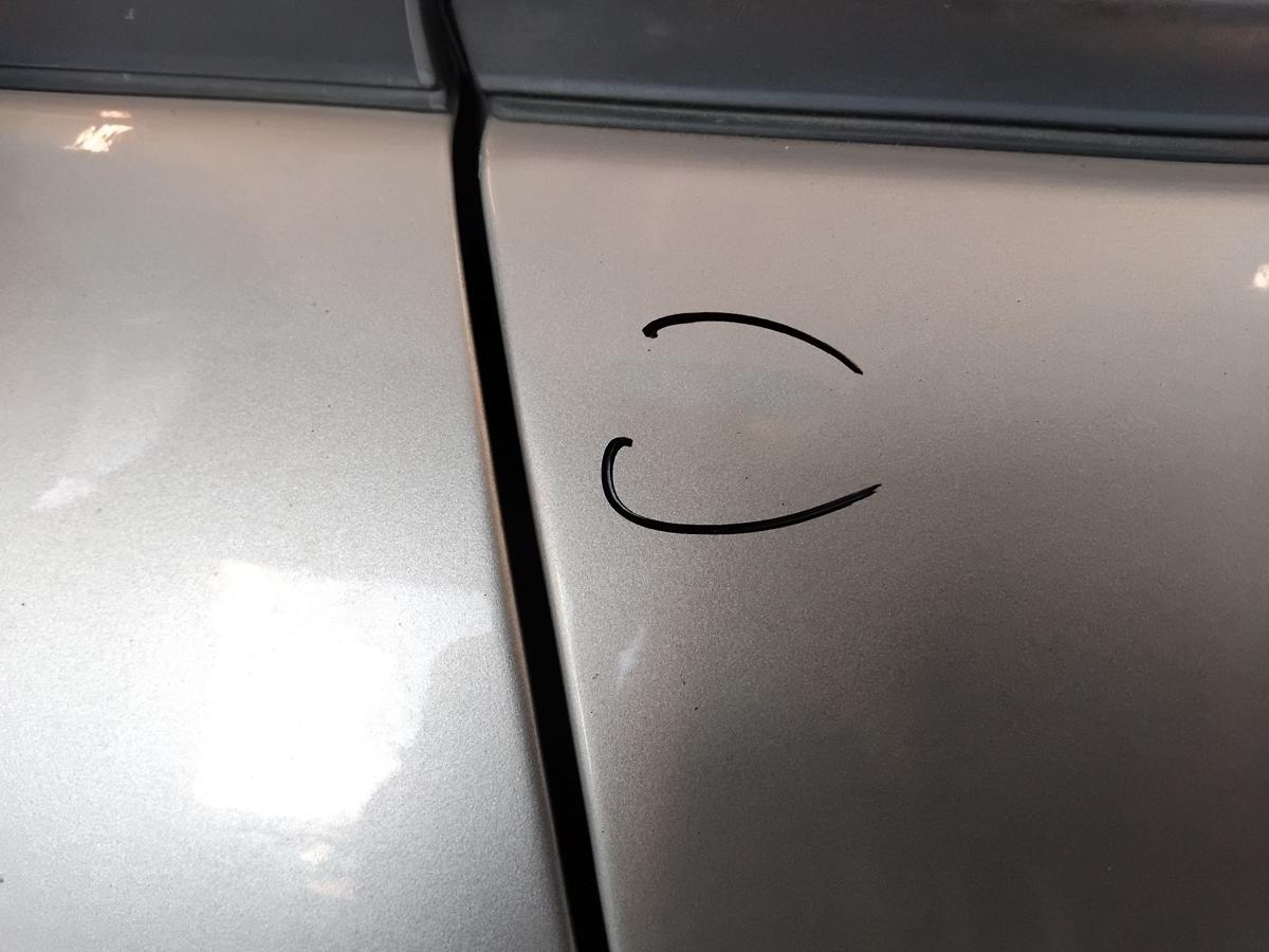 Ford Fiesta JA8 original Kotfl&uuml;gel vorn rechts Polarsilbermetallic BJ2009