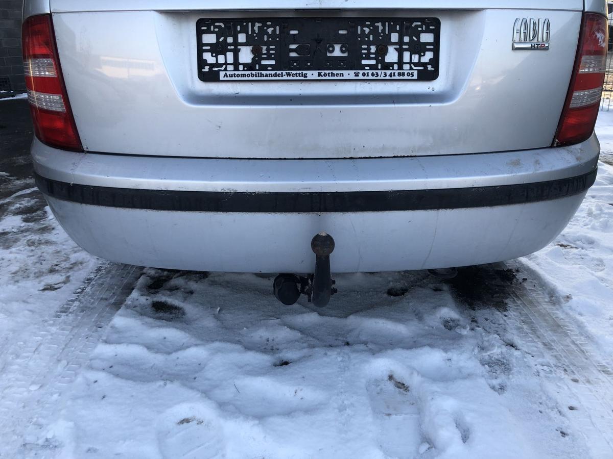 Skoda Fabia 6Y Combi Stossf&auml;nger hinten Kombi AHK LF7T Stossstange Bumper