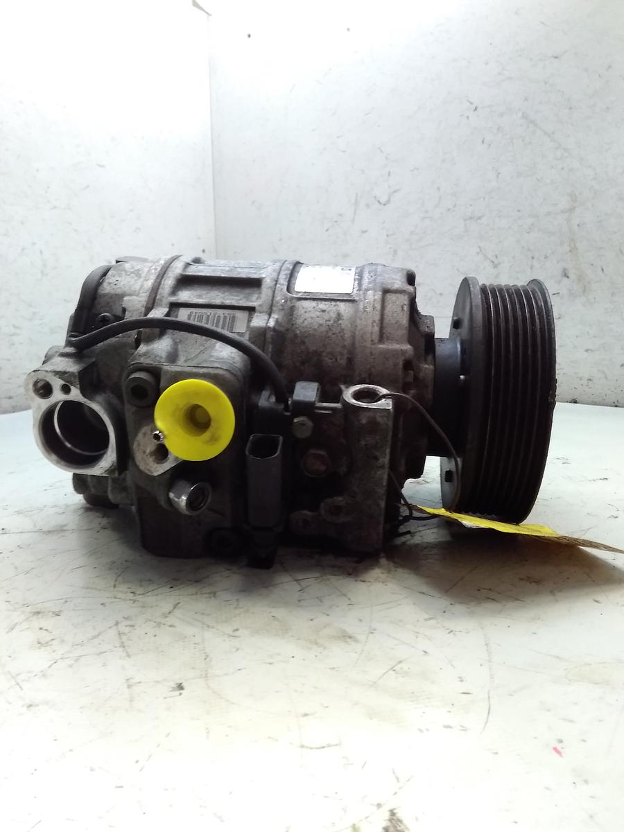 VW Passat 3BG original Klimakompressor 44722208572 DENSO BJ2001