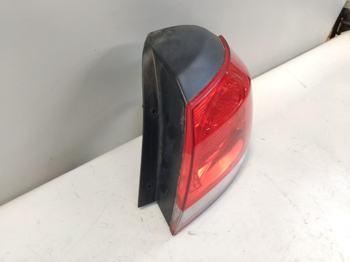 VW Golf 6 original R&uuml;ckleuchte Heckleuchte rechts au&szlig;en BJ2009 Flie&szlig;heck