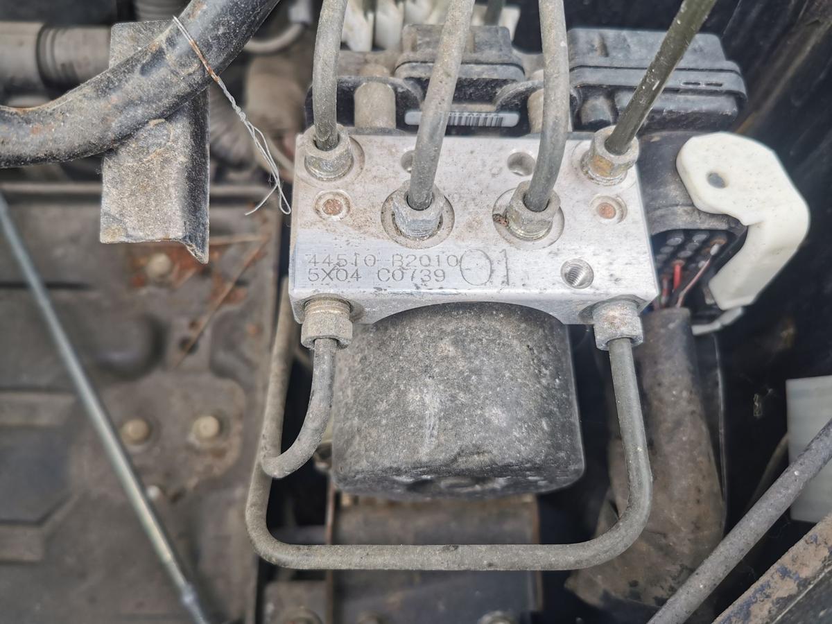 Daihatsu Cuore 251 ABS Hydroaggregat Block Steuergerät Steuereinheit