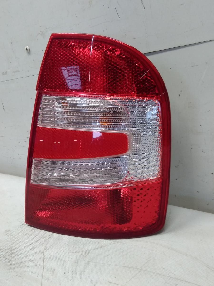 Skoda Fabia 6Y Rückleuchte Heckleuchte rechts Facelift Fließheck BJ2005 Zubehör