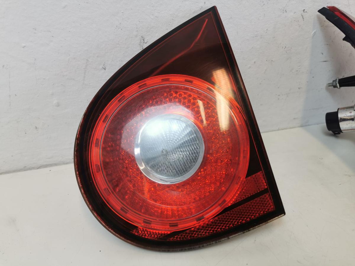 VW Golf 5 V 1K Satz R&uuml;ckleuchten Kirschrot OEM GTI R32 Jubi R&uuml;cklicht Text lesen