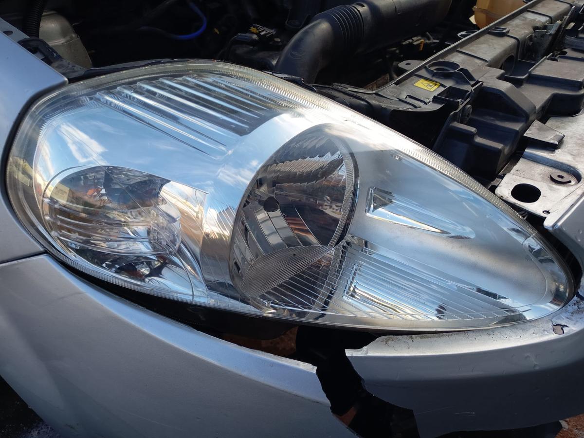 Fiat Grande Punto 199 original Scheinwerfer rechts Halogen Haupt Front Bj 2009