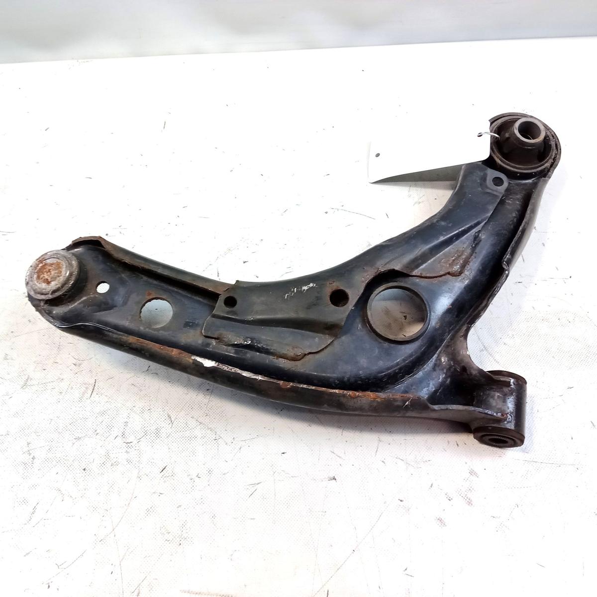 Toyota Yaris 3 Hybrid XP13 Phase 3 original Querlenker Vorderachse links Bj.2020