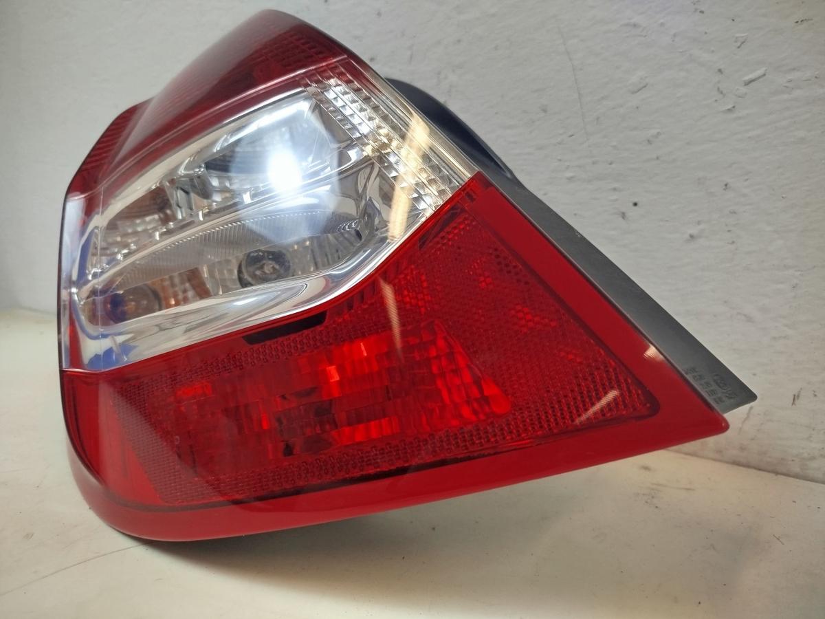 Citroen C4 II Typ N R&uuml;ckleuchte links au&szlig;en Ecke R&uuml;cklicht Heckleuchte Au&szlig;enteil