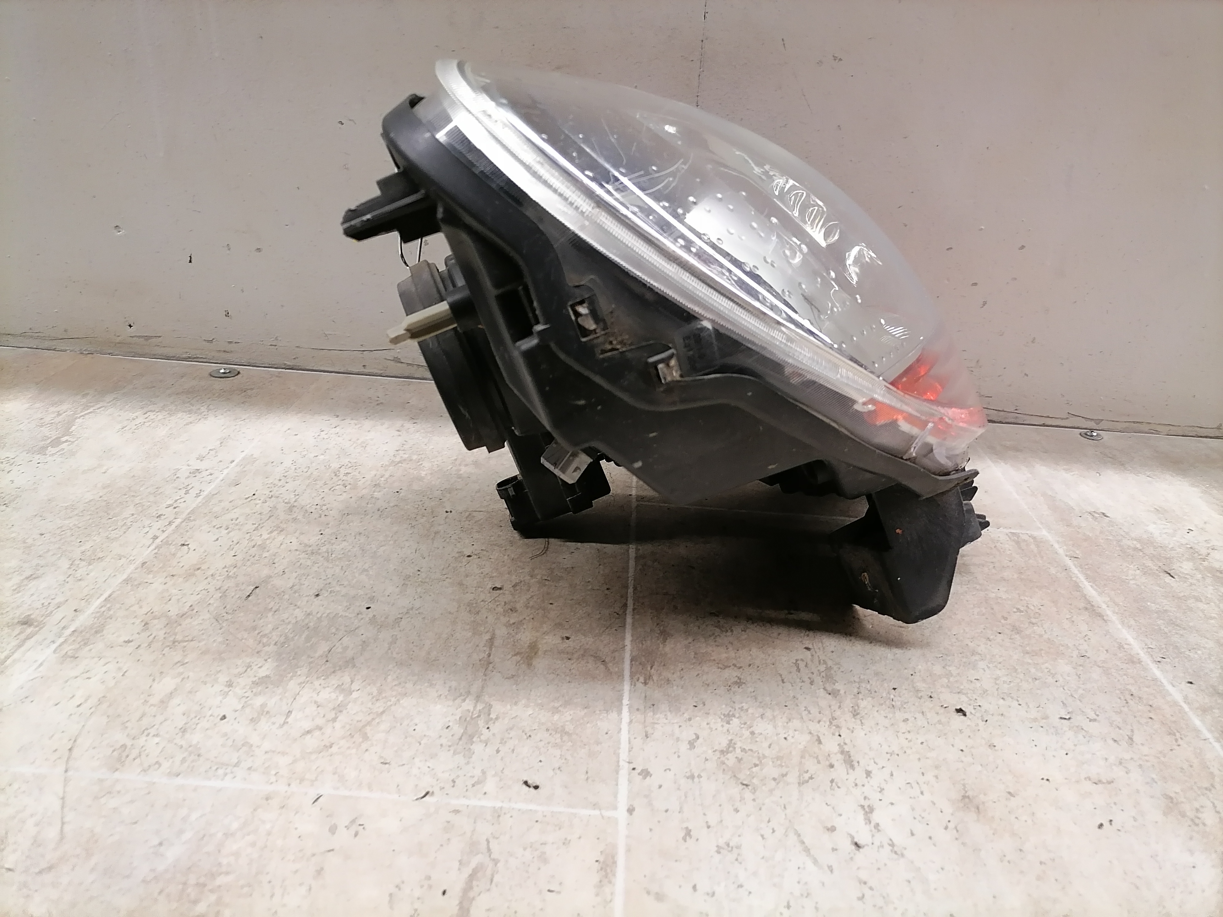 Renault Kangoo 05-09 Scheinwerfer vorn rechts Lampe 043570 Valeo