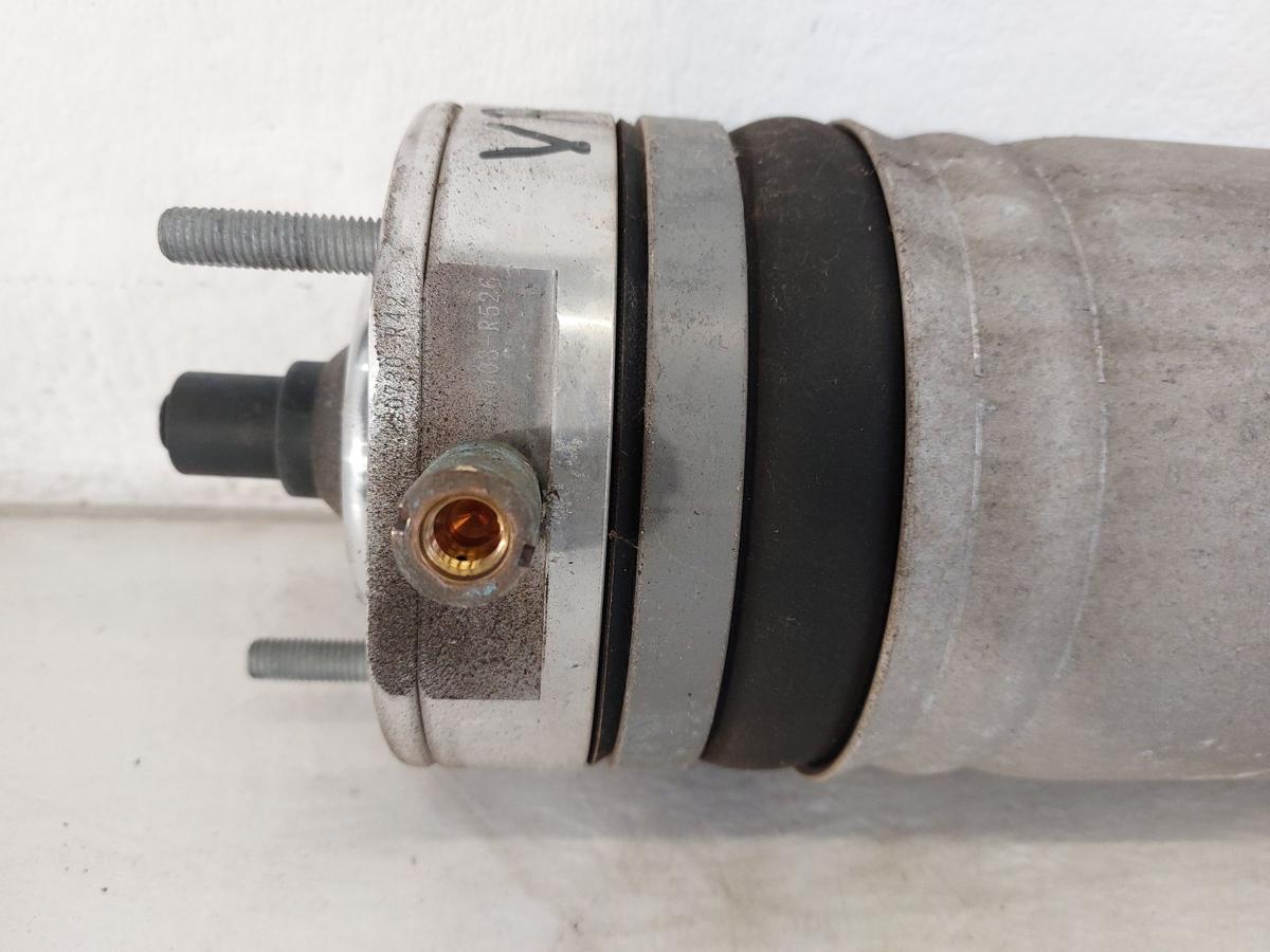 NIO ET7 Elektro Luftfederbein vorn rechts Federbein Luftfederung Luftbalg