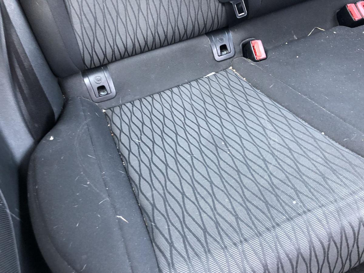 Seat Leon 5F R&uuml;cksitzbank R&uuml;ckbank Sitzbank Isofix hinten nur 3 t&uuml;rer