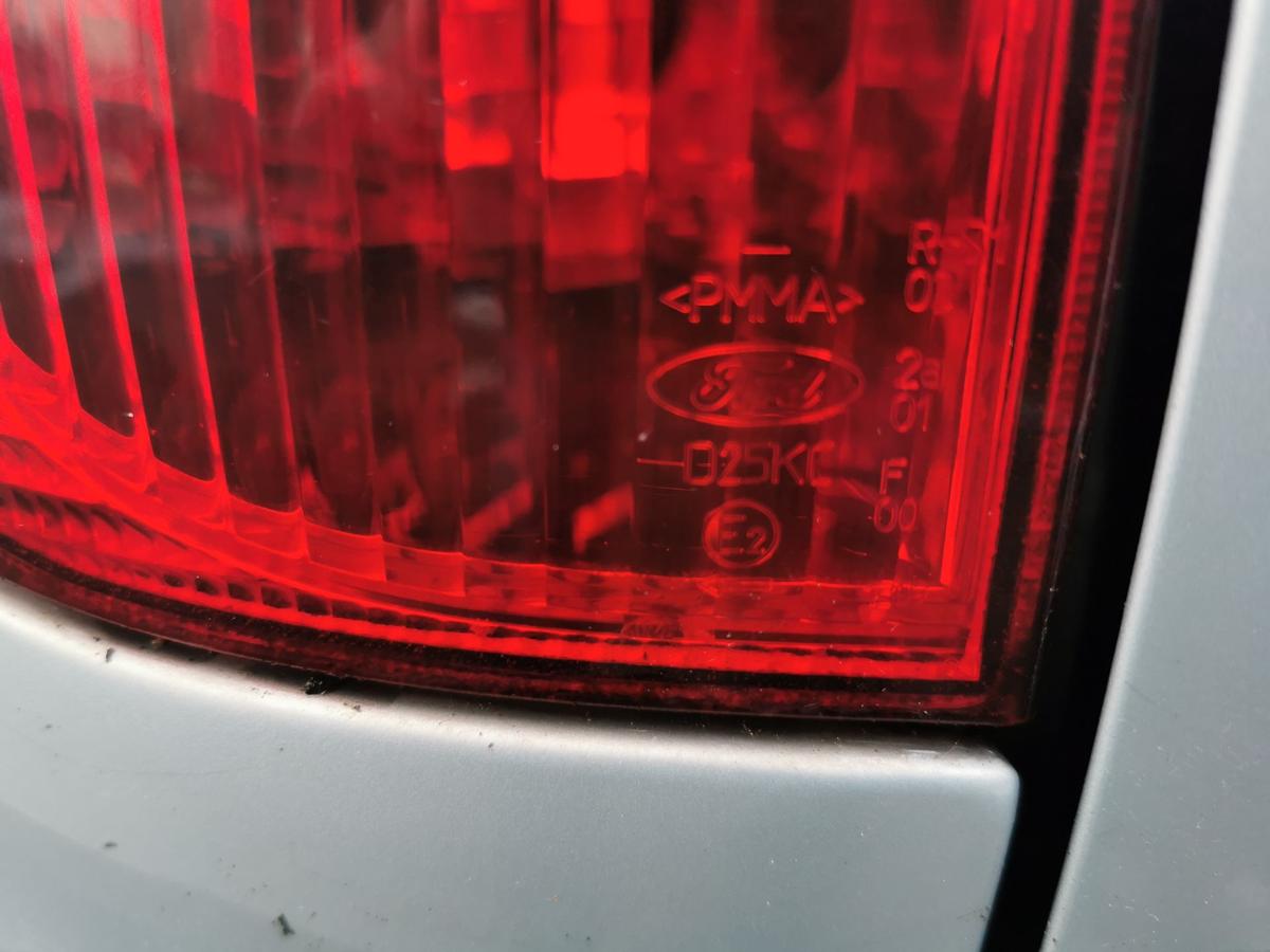 Ford Fusion JU2 R&uuml;ckleuchte Schlussleuchte R&uuml;cklicht hinten links bis Bj 05