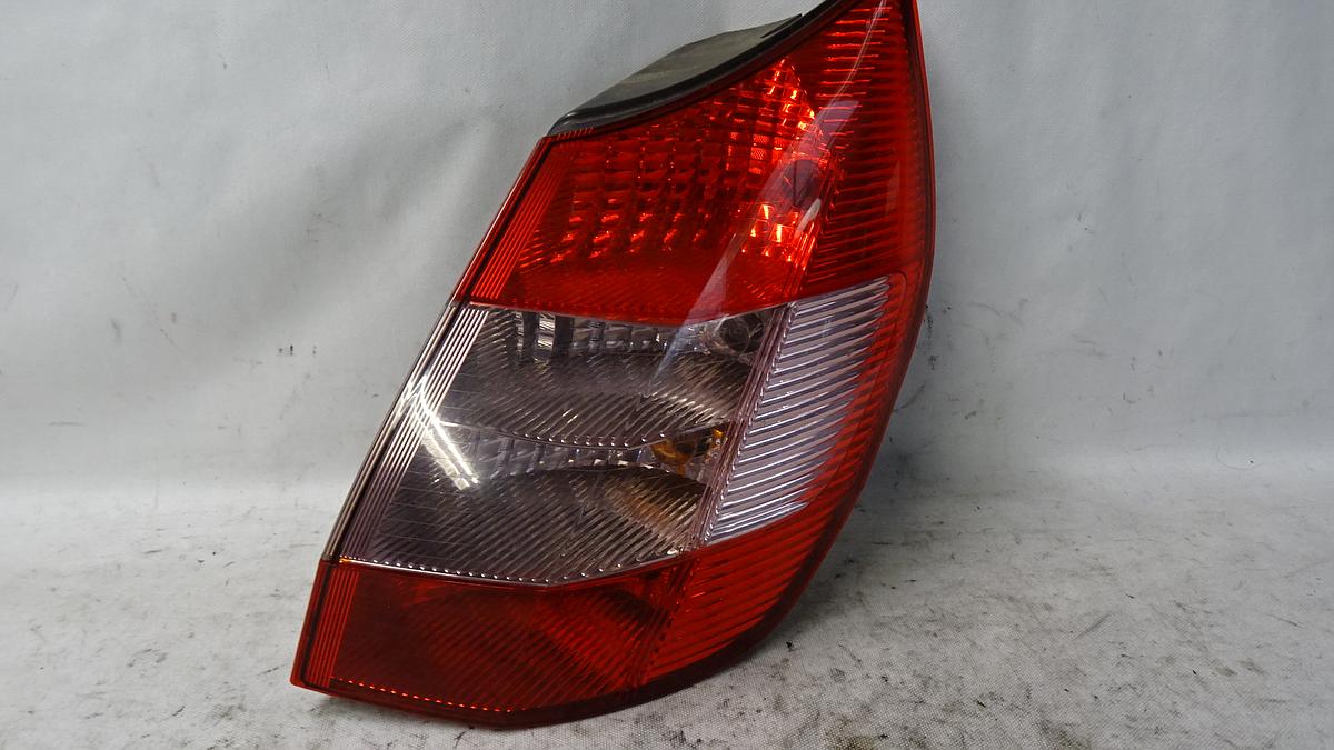 Renault Scenic 2 ab 06 2003 Rückleuchte rechts Farbe Rot rose rot Modell bis 2004 8200127702