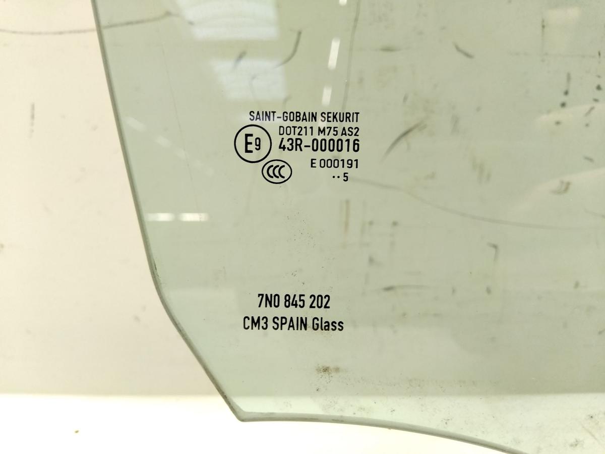 Seat Alhambra 7N T&uuml;rscheibe vorn rechts gr&uuml;ncolor Bj.2015