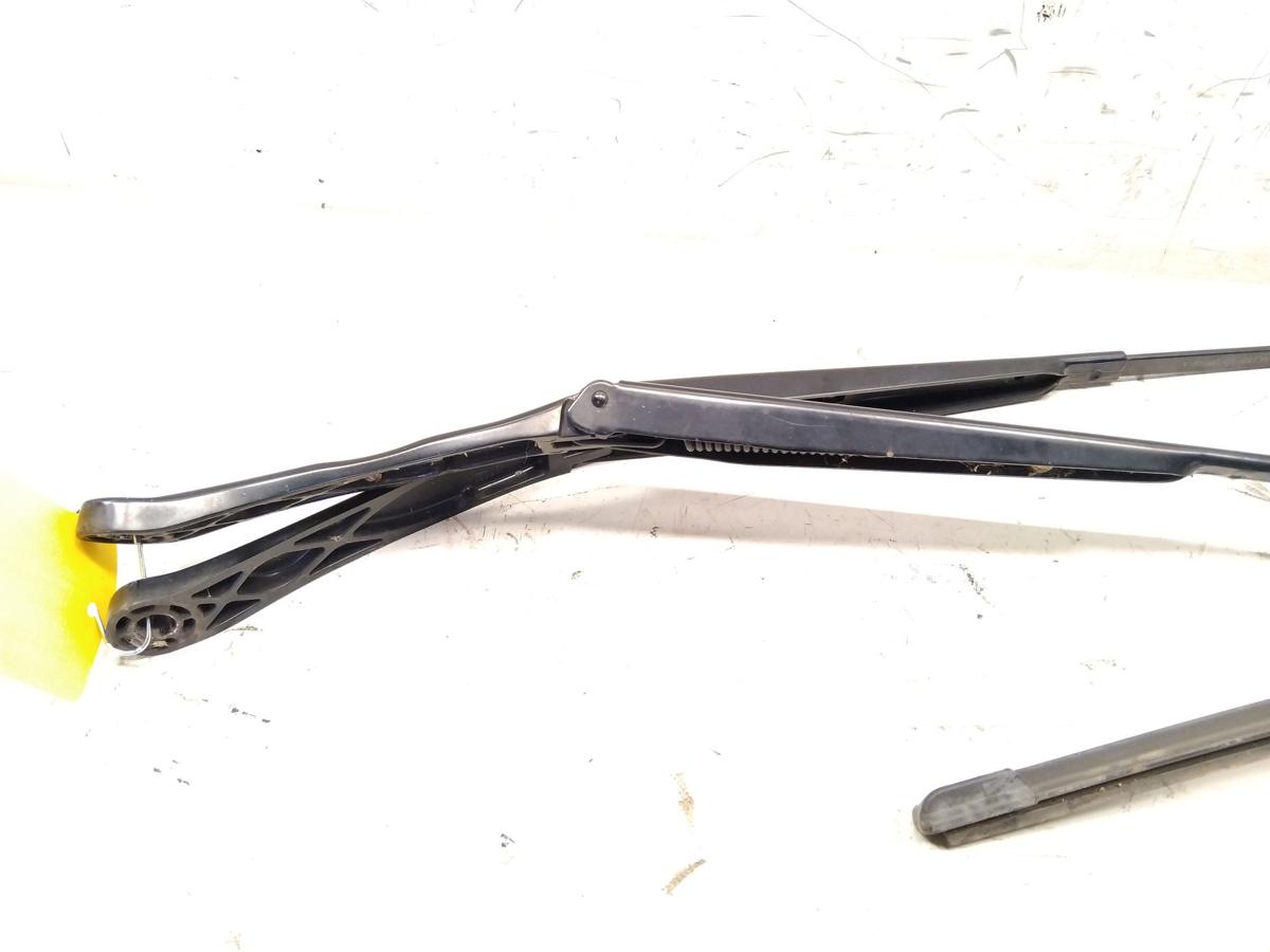 Tesla Model S Facelift original Satz Wischerarme vorn Bj.2019