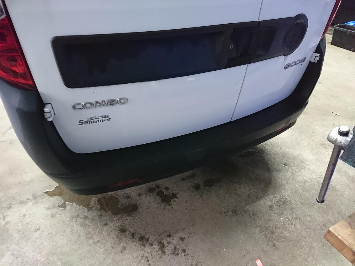 Opel Combo D Kasten original Stossfänger Stoßstange hjnten Bj 2012-2018