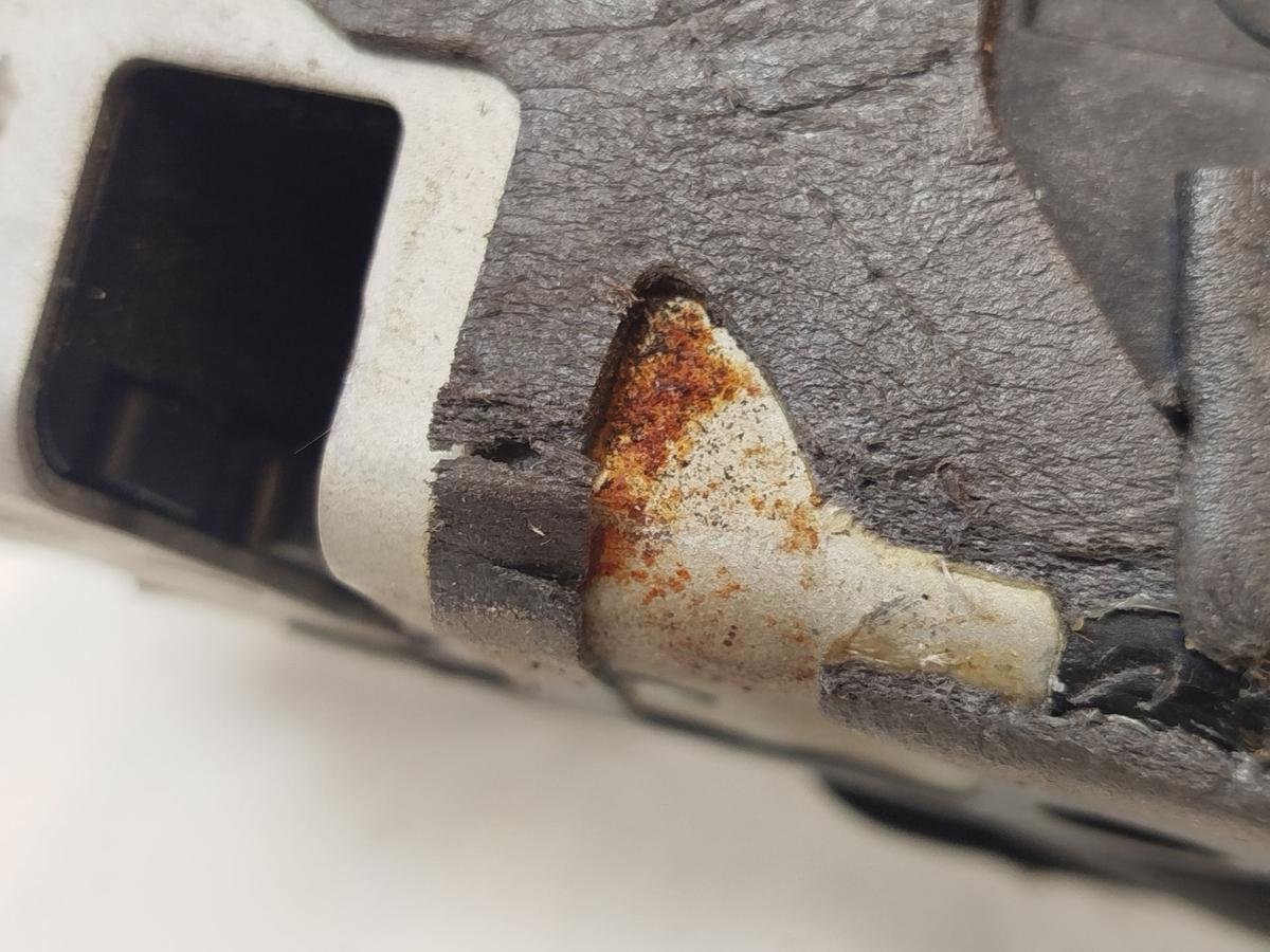 Ford Focus DYB CEW Turnier T&uuml;rschloss vorn rechts Schloss mit ZV OEM