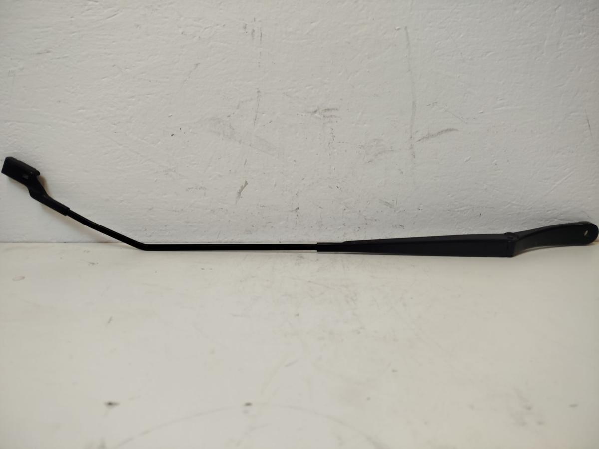 Ford Fiesta VII MK8 ab22 Wischerarm vorn rechts Scheibenwischerarm