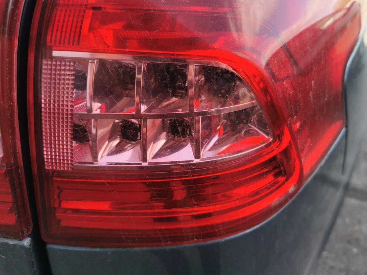 Citroen C5 R Kombi Rückleuchte Schlussleuchte Rücklicht hinten aussen rechts