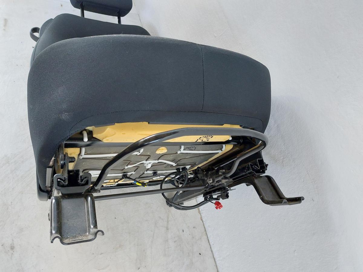Mitsubishi Colt Z30 CZ3 Sitz vorn rechts Beifahrersitz 3 türer Stoffsitz