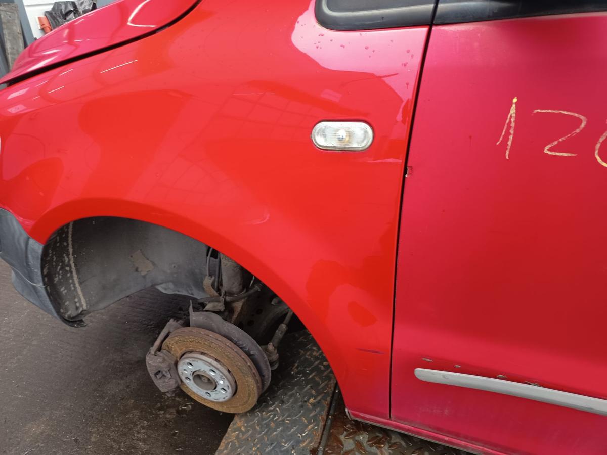 VW Fox original Kotfl&uuml;gel links Front Y3D Tornadorot Baujahr 2007