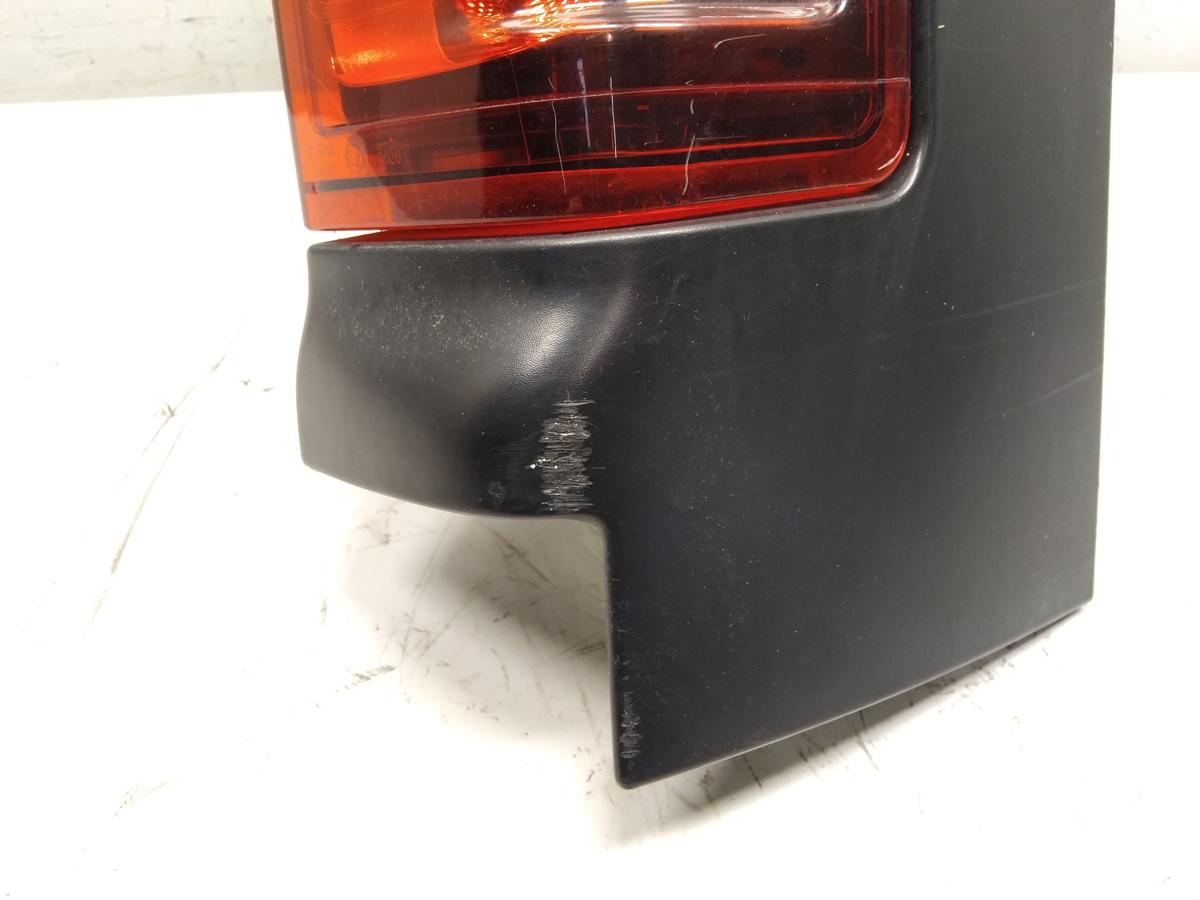 Renault Trafic 3 Kasten original R&uuml;ckleuchte Heckleuchte rechts Bj.2021