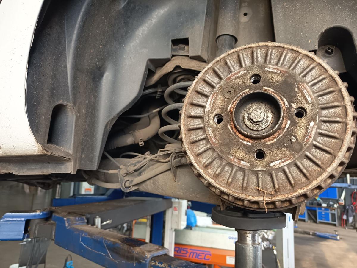 Smart Fortwo Coupe 453 original Hinterachse 1.0 45kW Benzin Baujahr 2016