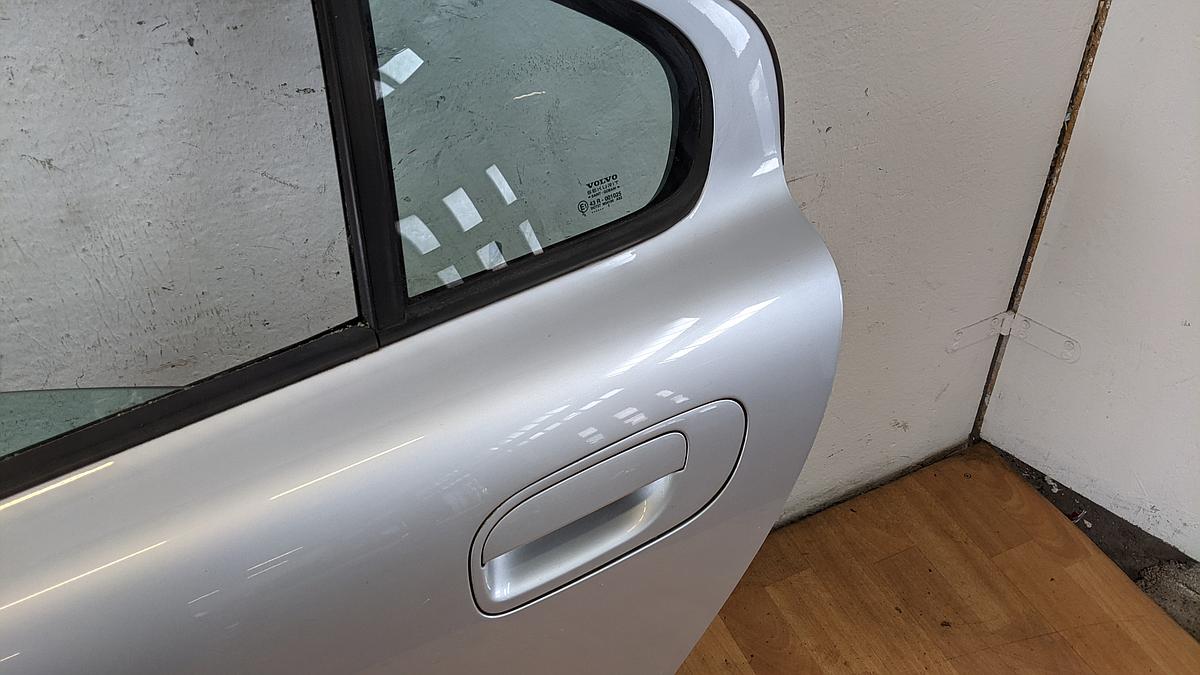 Volvo S60 RS Tür hinten links Rohbau 42600 Silver Metallic