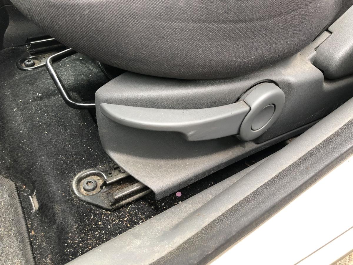 Ford Fusion JU2 Sitz vorn links Fahrersitz Stoff Autositz