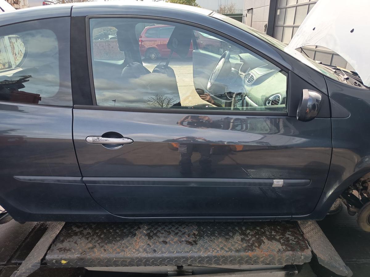 Renault Clio III original T&uuml;r vorn rechts Beifahrer B66 Graphit Bj 2006