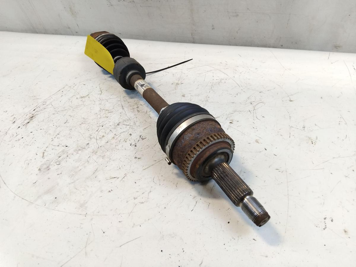 Hyundai i30 GD orig Antriebswelle Gelenkwelle vorn links 1.6CRDi 100kw BJ2015