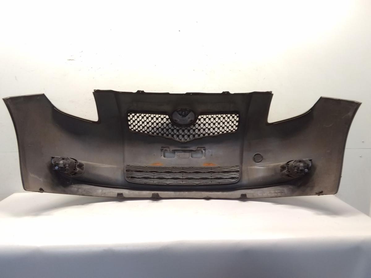 Toyota Yaris 2 original Stoßfänger Stoßstange vorn mit Grill Bj.2008